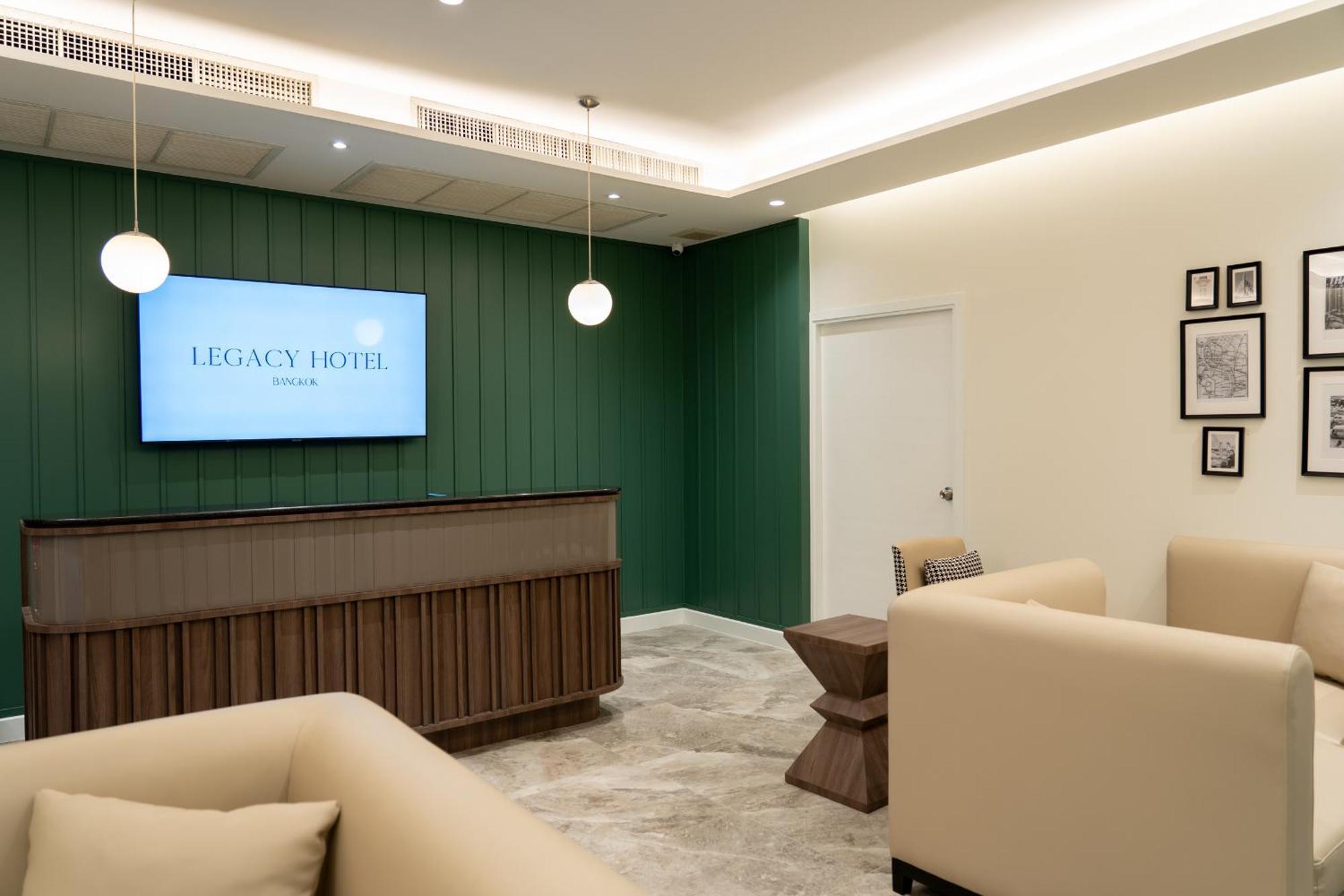 Legacy Hotel Bangkok Sukhumvit Exterior photo