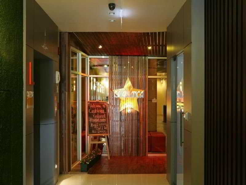 Legacy Hotel Bangkok Sukhumvit Exterior photo