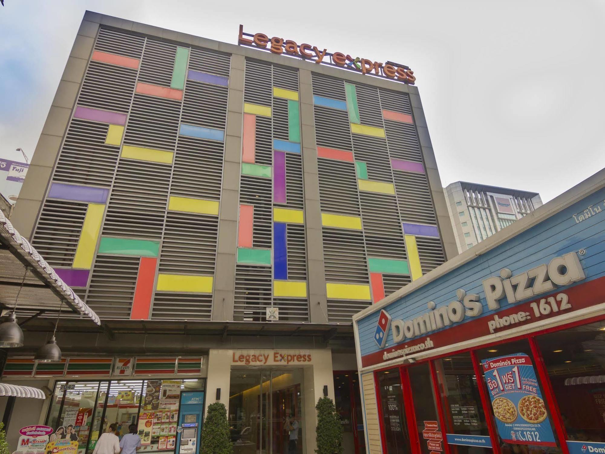 Legacy Hotel Bangkok Sukhumvit Exterior photo