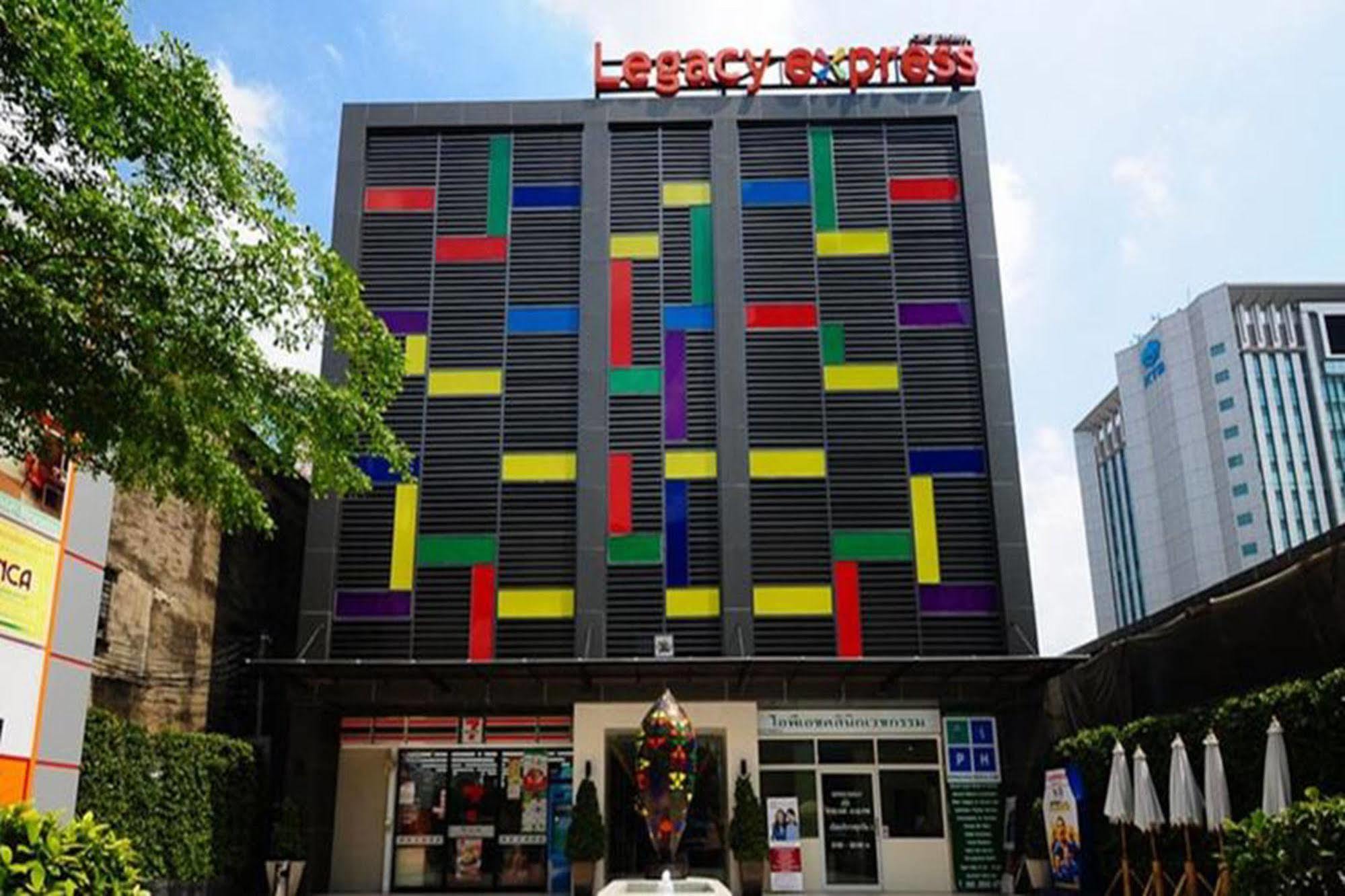 Legacy Hotel Bangkok Sukhumvit Exterior photo